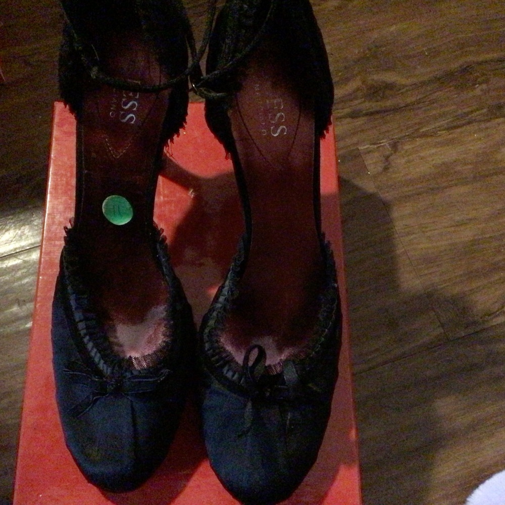 Round toe heel